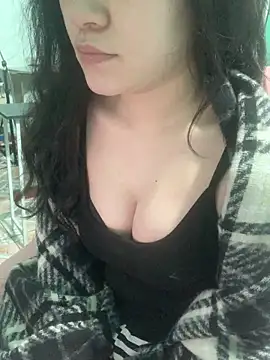 May2k2 online show from January 6, 2026, 2:26 am