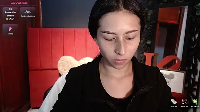 Snapshot of melissa__dolce chatting on June 18, 2026, 12:53 pm melissa dolce online show from June 18, 2026, 12:53 pm