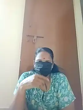 Snapshot of tamilammu1431 chatting on November 10, 2025, 10:03 am tamilammu1431 online show from November 10, 2025, 10:03 am