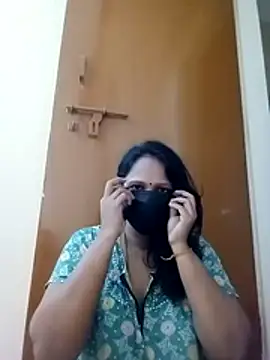 Snapshot of tamilammu1431 chatting on November 15, 2025, 3:04 am tamilammu1431 online show from November 15, 2025, 3:04 am