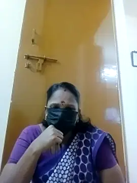 Snapshot of tamilammu1431 chatting on November 26, 2025, 3:57 pm tamilammu1431 online show from November 26, 2025, 3:57 pm