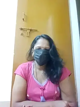 Snapshot of tamilammu1431 chatting on November 28, 2025, 12:35 am tamilammu1431 online show from November 28, 2025, 12:35 am