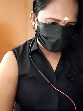 Snapshot of tamilammu1431 chatting on June 12, 2026, 9:52 am tamilammu1431 online show from June 12, 2026, 9:52 am