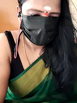Snapshot of tamilammu1431 chatting on June 19, 2026, 3:33 am tamilammu1431 online show from June 19, 2026, 3:33 am