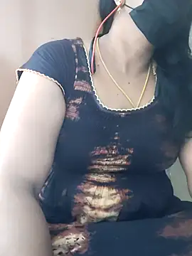Snapshot of tamilammu1431 chatting on July 30, 2026, 8:13 am tamilammu1431 online show from July 30, 2026, 8:13 am