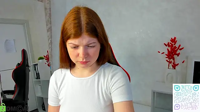 Snapshot of Nika_Jonson chatting on December 14, 2025, 1:11 am Nika Jonson online show from December 14, 2025, 1:11 am