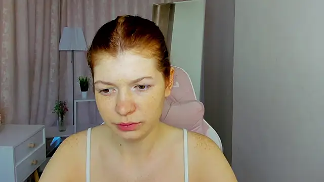 Snapshot of Nika_Jonson chatting on May 5, 2026, 1:02 am Nika Jonson online show from May 5, 2026, 1:02 am