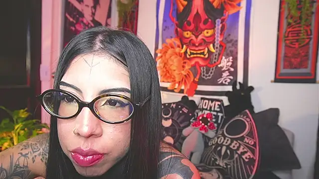 Dalia Vorhees online show from June 22, 2026, 3:36 am