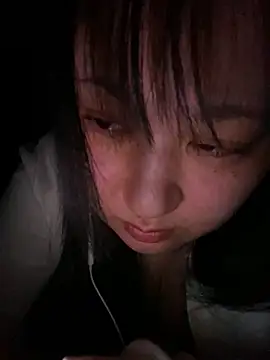 Snapshot of RIHO_riho_01 chatting on April 8, 2026, 4:18 pm RIHO riho 01 online show from April 8, 2026, 4:18 pm