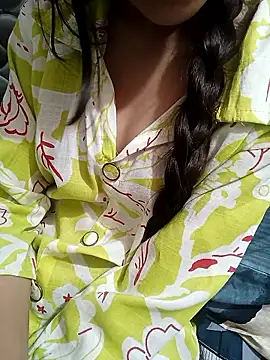 Snapshot of Amisha_Lovely chatting on January 19, 2026, 6:28 am Amisha Lovely online show from January 19, 2026, 6:28 am