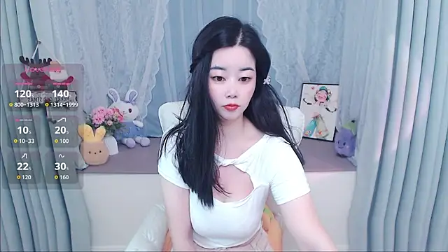 Xiaodie-baby online show from May 17, 2026, 11:56 pm