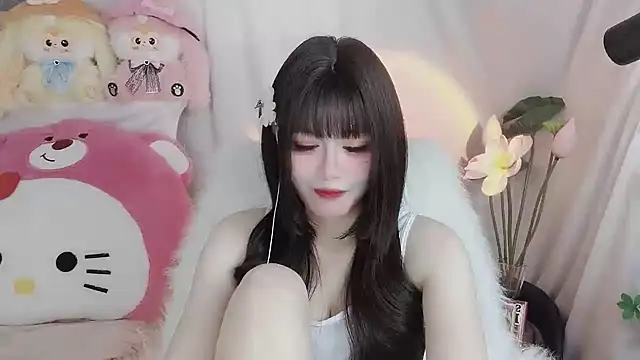 -zhuzhu-999- online show from April 23, 2026, 8:11 pm