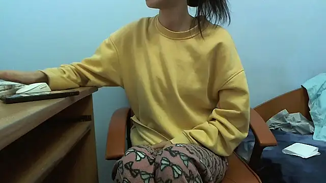 Snapshot of andreea713 chatting on March 21, 2026, 7:06 pm andreea713 online show from March 21, 2026, 7:06 pm