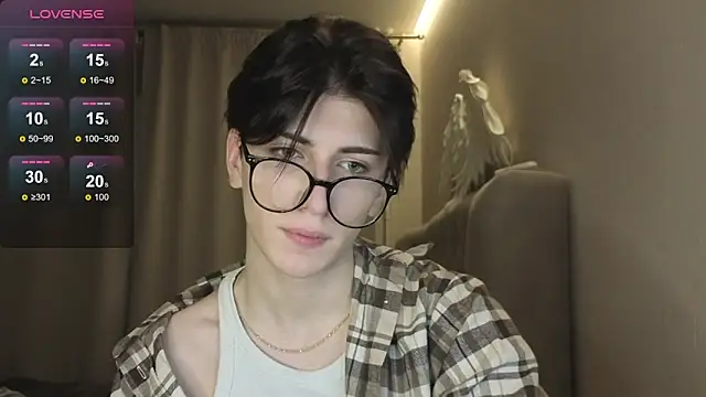 Oliver star boy  online show from January 16, 2026, 3:49 pm