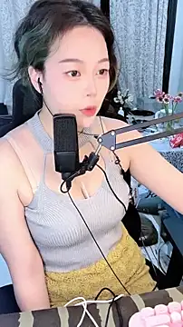 xiaobao-1188 online show from November 15, 2025, 5:31 pm