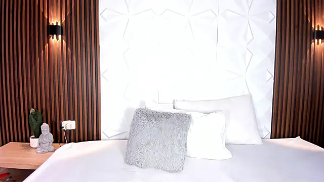 Snapshot of AmyColman_ chatting on July 4, 2026, 6:47 pm AmyColman online show from July 4, 2026, 6:47 pm
