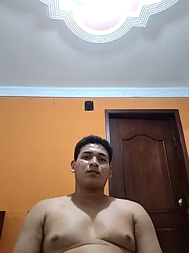 Snapshot of Pollasexi chatting on November 3, 2025, 2:35 am Pollasexi online show from November 3, 2025, 2:35 am