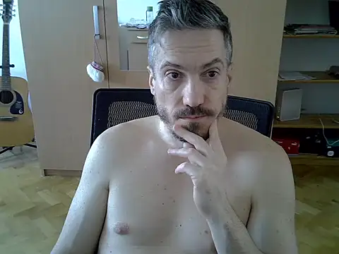 Snapshot of delayclose__ chatting on April 19, 2026, 12:15 pm delayclose online show from April 19, 2026, 12:15 pm