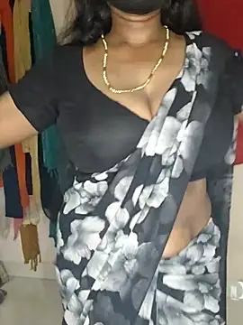Snapshot of sivashree chatting on June 23, 2026, 3:54 pm sivashree online show from June 23, 2026, 3:54 pm
