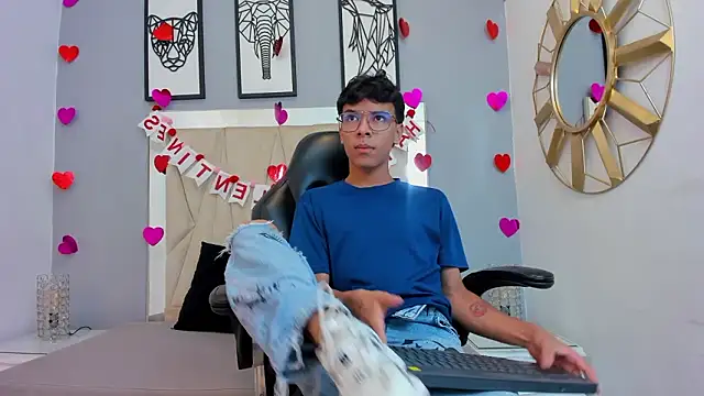 adams bobby online show from February 16, 2026, 11:39 am