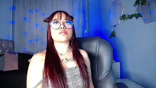 Snapshot of LittleNathy_ chatting on November 4, 2025, 11:31 am LittleNathy online show from November 4, 2025, 11:31 am