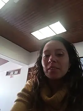 LunaaMorena online show from December 17, 2025, 2:23 pm