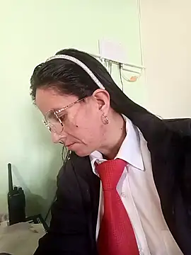 Valentina--1 online show from November 13, 2025, 11:53 am