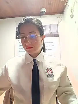 Snapshot of Valentina--1 chatting on July 7, 2026, 10:30 am Valentina--1 online show from July 7, 2026, 10:30 am