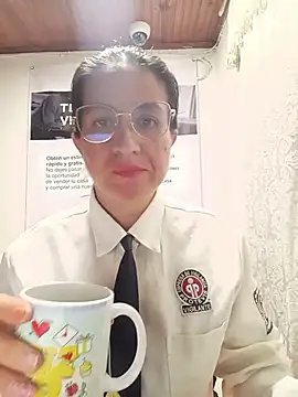 Snapshot of Valentina--1 chatting on July 20, 2026, 10:29 am Valentina--1 online show from July 20, 2026, 10:29 am