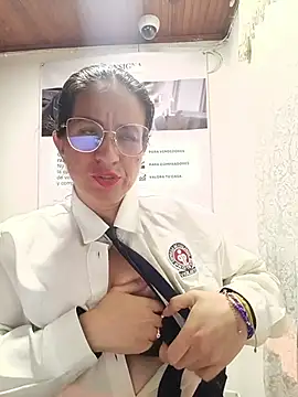 Snapshot of Valentina--1 chatting on July 20, 2026, 10:39 am Valentina--1 online show from July 20, 2026, 10:39 am