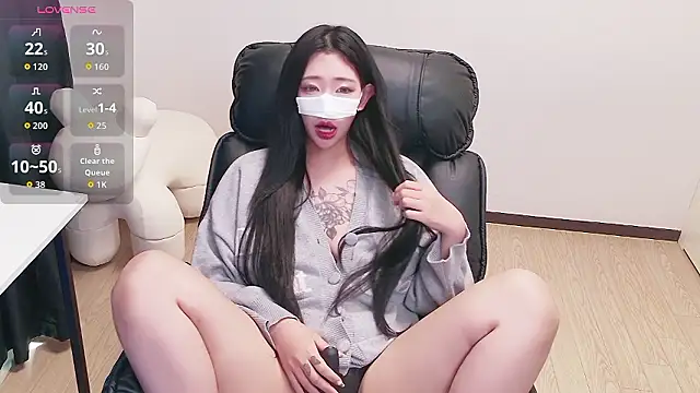 Milk Sola online show from July 12, 2026, 4:36 am
