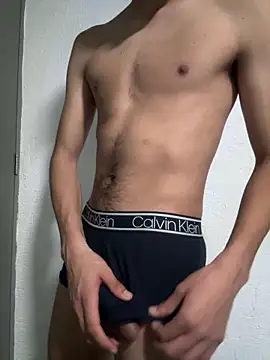 Snapshot of Delicious_Papi chatting on June 20, 2026, 12:14 am Delicious Papi online show from June 20, 2026, 12:14 am