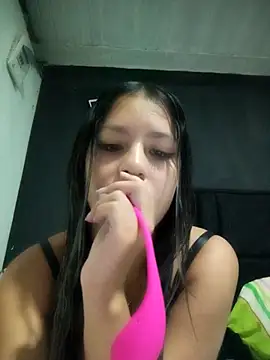 Snapshot of Emily_Sore chatting on November 7, 2025, 4:12 am Emily Sore online show from November 7, 2025, 4:12 am