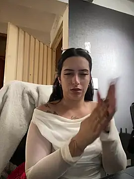 Kloe Novoa online show from February 16, 2026, 1:18 pm