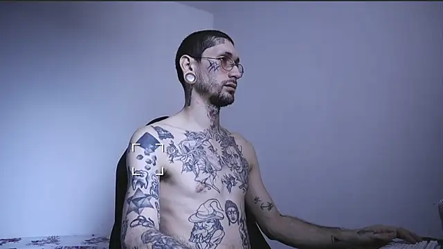 Snapshot of TokyoHatsumoto chatting on December 2, 2025, 9:32 pm TokyoHatsumoto online show from December 2, 2025, 9:32 pm