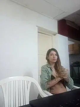 Capriflow online show from December 17, 2025, 2:39 am