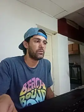 Capriflow online show from December 21, 2025, 2:51 am