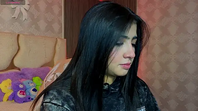 MAIILY TAY online show from March 10, 2026, 12:10 pm