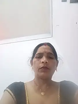 Snapshot of Indiangueen chatting on November 2, 2025, 7:49 pm Indiangueen online show from November 2, 2025, 7:49 pm