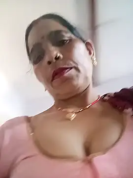 Snapshot of Indiangueen chatting on November 5, 2025, 10:37 am Indiangueen online show from November 5, 2025, 10:37 am