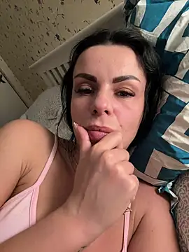 EmmaVayne online show from March 3, 2026, 8:31 am