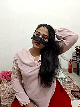 Snapshot of Heena-143 chatting on April 25, 2026, 9:01 am Heena-143 online show from April 25, 2026, 9:01 am