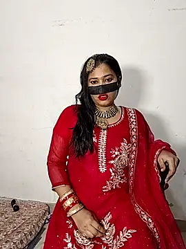 Snapshot of Heena-143 chatting on May 27, 2026, 7:55 pm Heena-143 online show from May 27, 2026, 7:55 pm