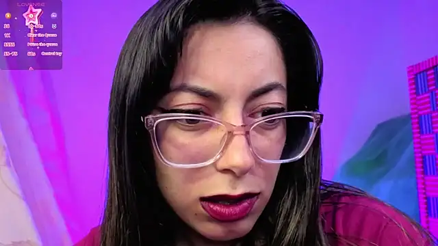 zylla storn online show from February 19, 2026, 9:33 pm