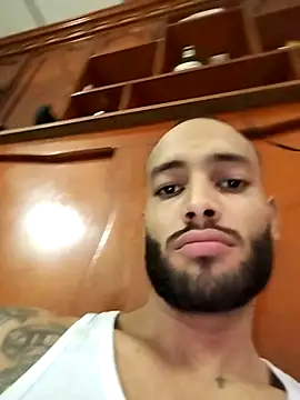 Snapshot of Giselle_Max chatting on November 29, 2025, 4:21 pm Giselle Max online show from November 29, 2025, 4:21 pm