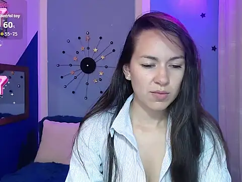 Snapshot of Soffii_Dreaaam4 chatting on November 11, 2025, 10:43 pm Soffii Dreaaam4 online show from November 11, 2025, 10:43 pm