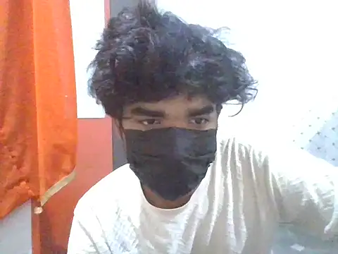 Snapshot of kriZ08 chatting on May 3, 2026, 11:05 am kriZ08 online show from May 3, 2026, 11:05 am