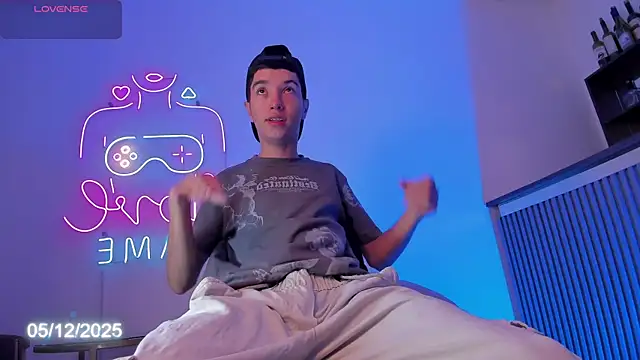 Dallen Grant online show from December 5, 2025, 12:36 pm