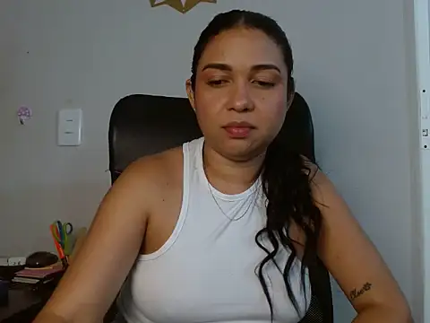 AliceSmity  online show from April 30, 2026, 8:57 pm