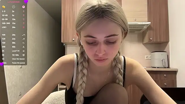 AidaGloshen online show from May 18, 2026, 3:29 pm